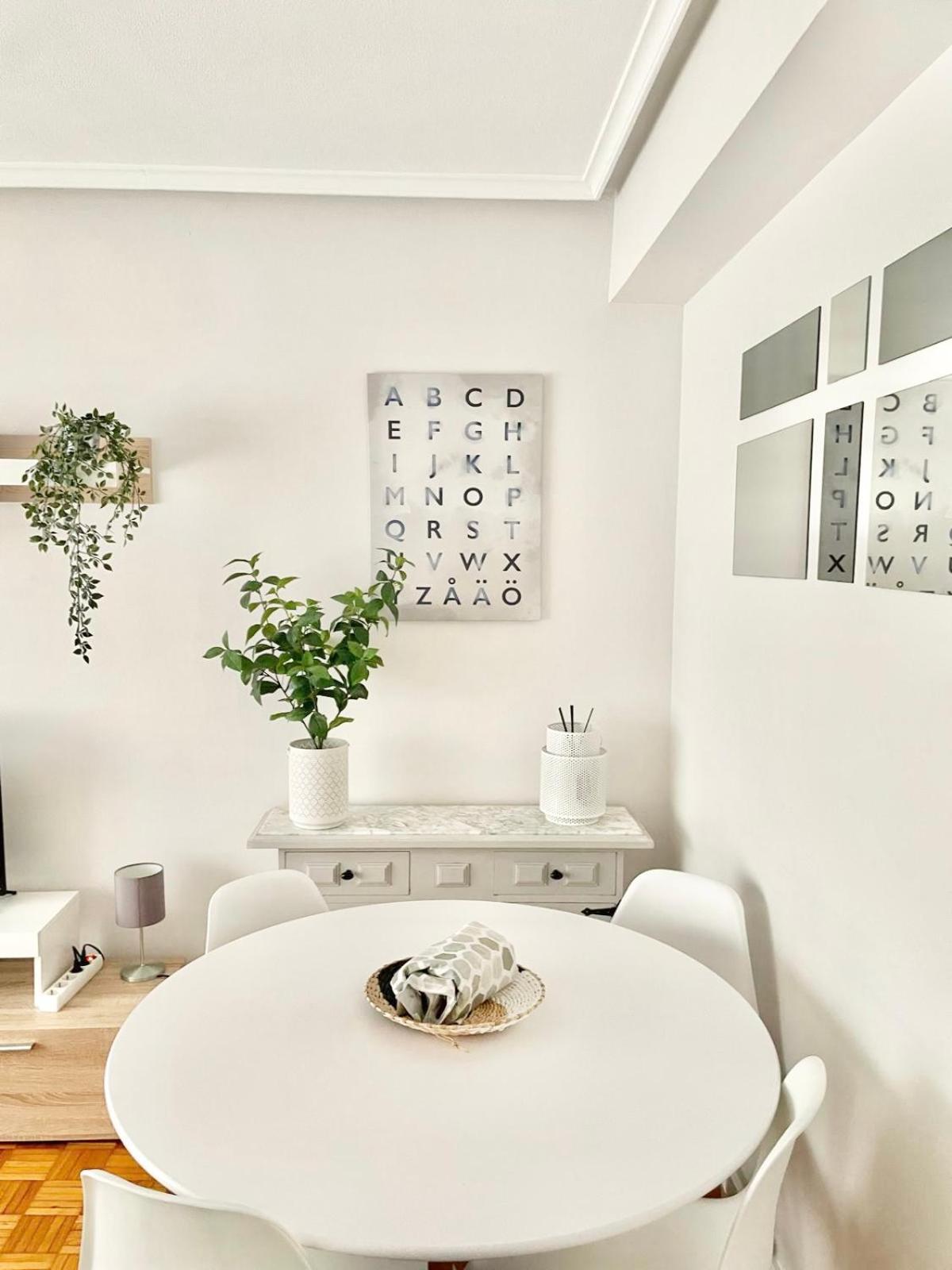 Tranquilidad Al Lado Del Centro Parking Incluido Apartment Oviedo Bagian luar foto